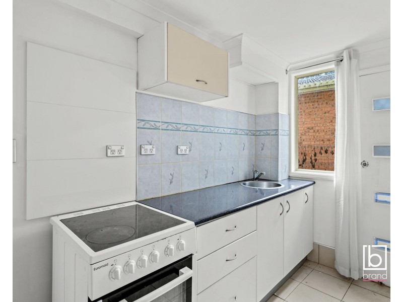 2/63 Malvina Parade, Lake Haven NSW 2263