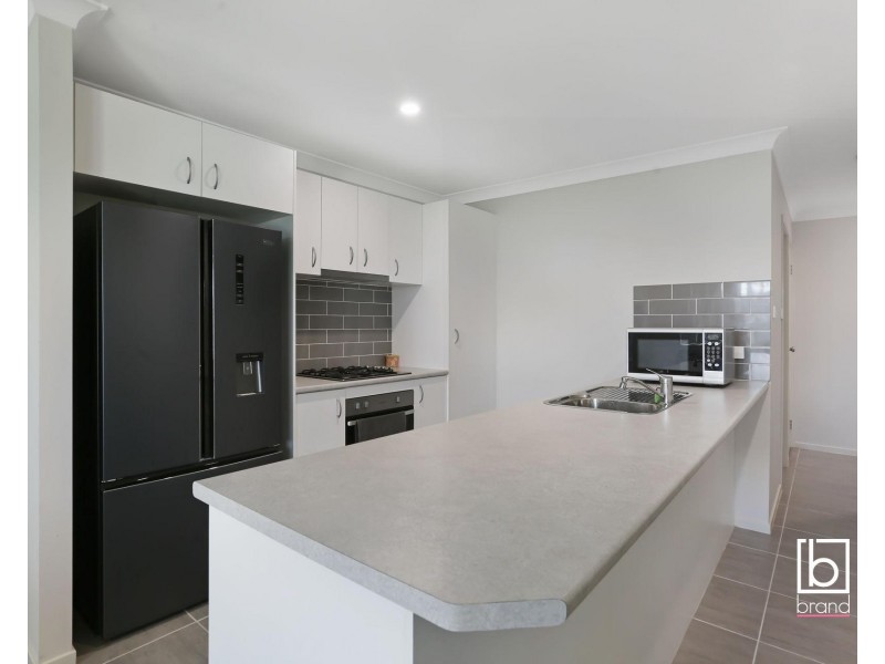 5 Hadfield Circuit, Cliftleigh NSW 2321
