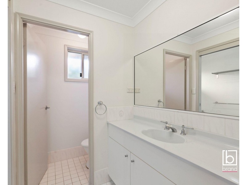 1/25 Sara Jane Close, Kanwal NSW 2259