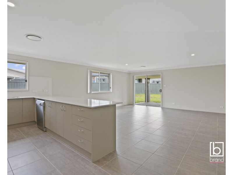 9 Malian Street, Cliftleigh NSW 2321