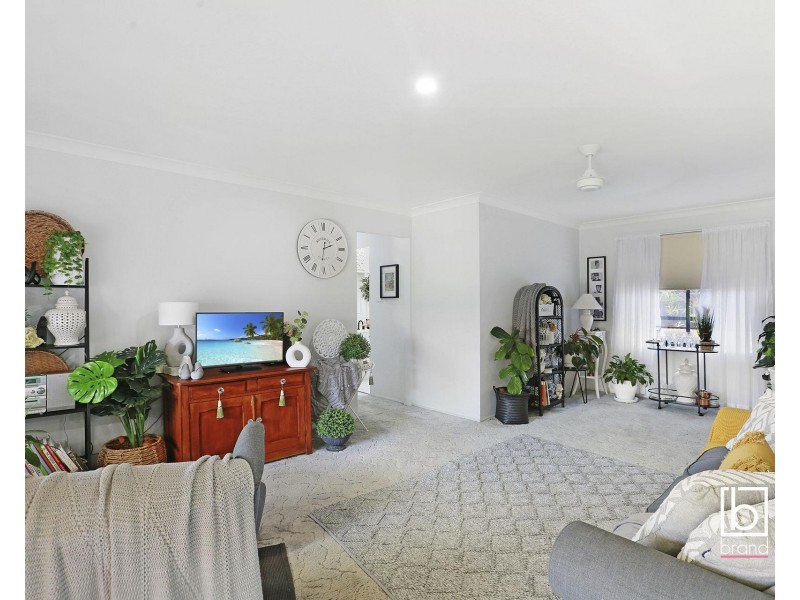 4 Camellia Place, Woongarrah NSW 2259