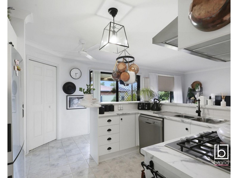 4 Camellia Place, Woongarrah NSW 2259