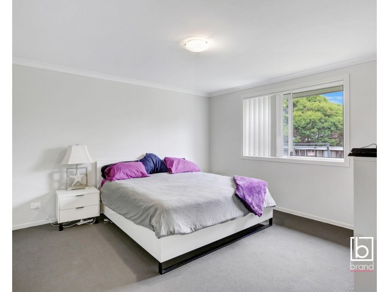10 Oakmont Place, Woongarrah NSW 2259