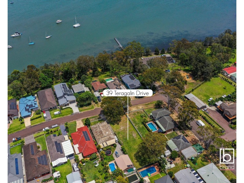 39 Teragalin Drive, Chain Valley Bay NSW 2259