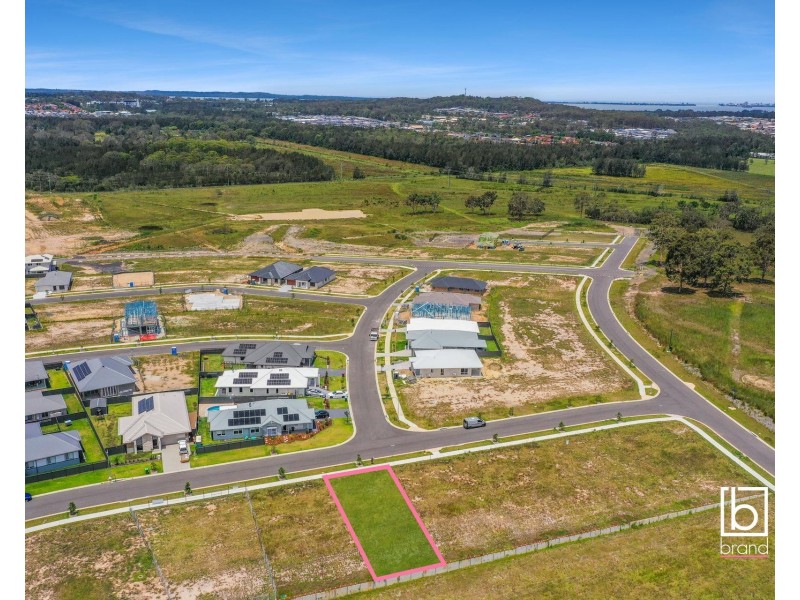 8 Lapwing Road, Warnervale NSW 2259
