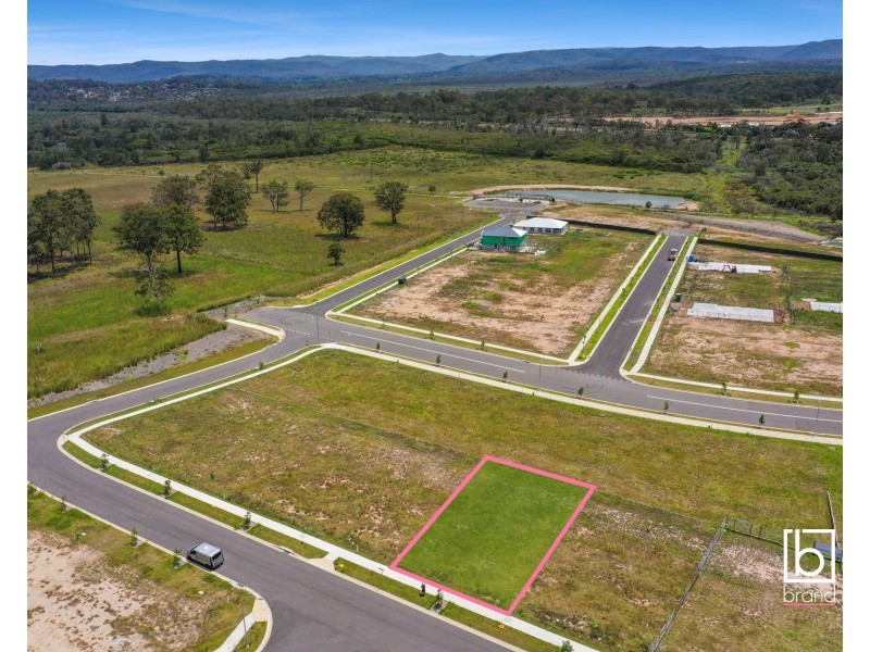 8 Lapwing Road, Warnervale NSW 2259