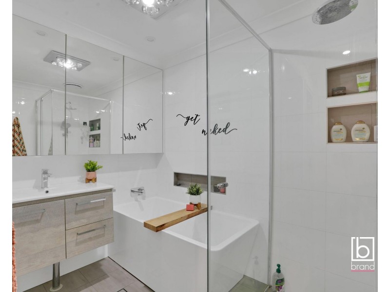 4/290 Main Road, Toukley NSW 2263