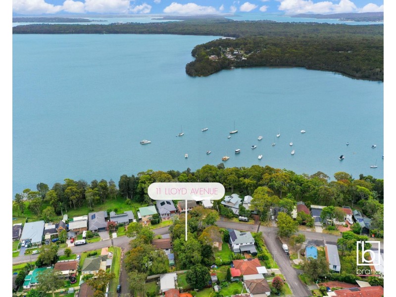 11 Lloyd Avenue, Chain Valley Bay NSW 2259