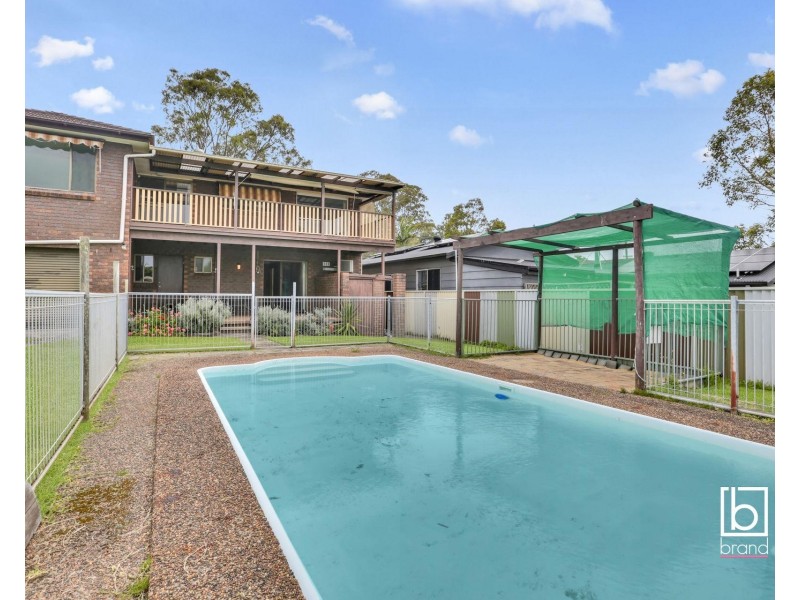 8 Malvina Parade, Gorokan NSW 2263