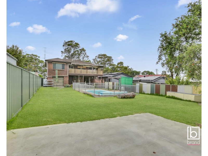 8 Malvina Parade, Gorokan NSW 2263