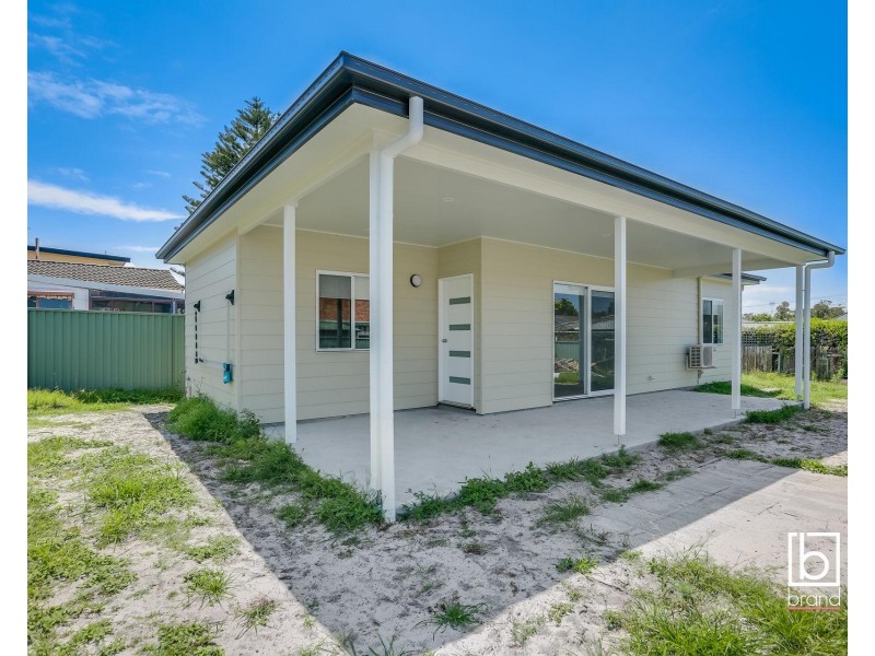 30a Jones Avenue, Toukley NSW 2263