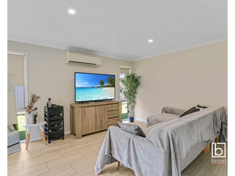 52 Belyando Crescent, Blue Haven NSW 2262