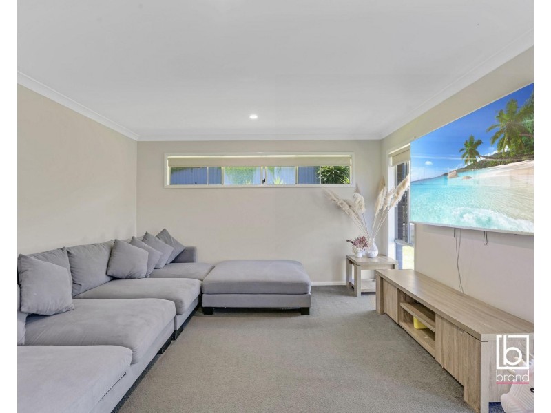 52 Belyando Crescent, Blue Haven NSW 2262