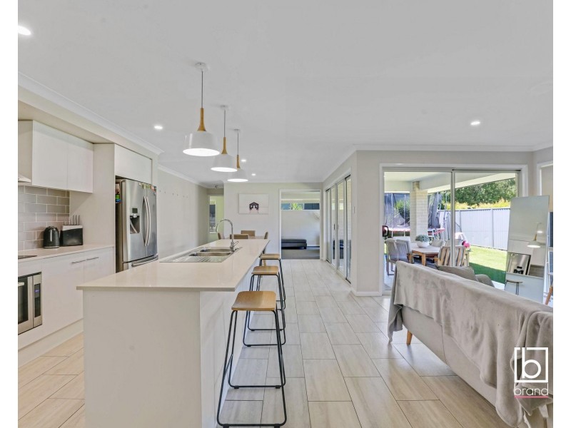 52 Belyando Crescent, Blue Haven NSW 2262