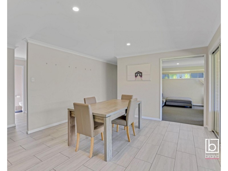 52 Belyando Crescent, Blue Haven NSW 2262