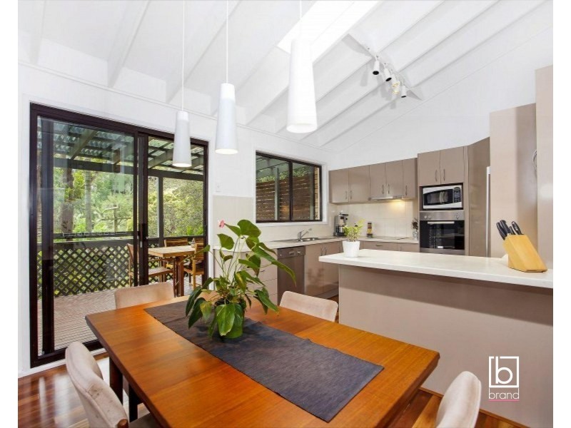 32 Surf Rider Avenue, North Avoca NSW 2260