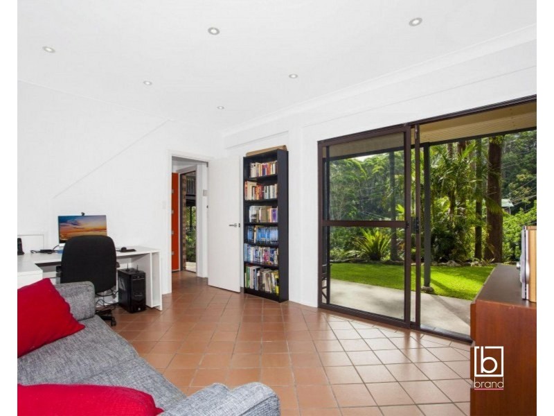 32 Surf Rider Avenue, North Avoca NSW 2260