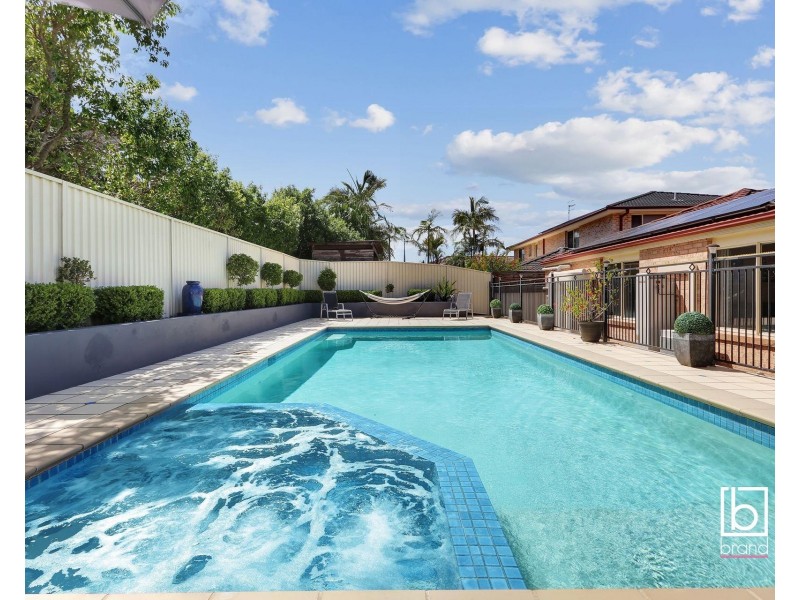 7 Highcliff Close, Woongarrah NSW 2259