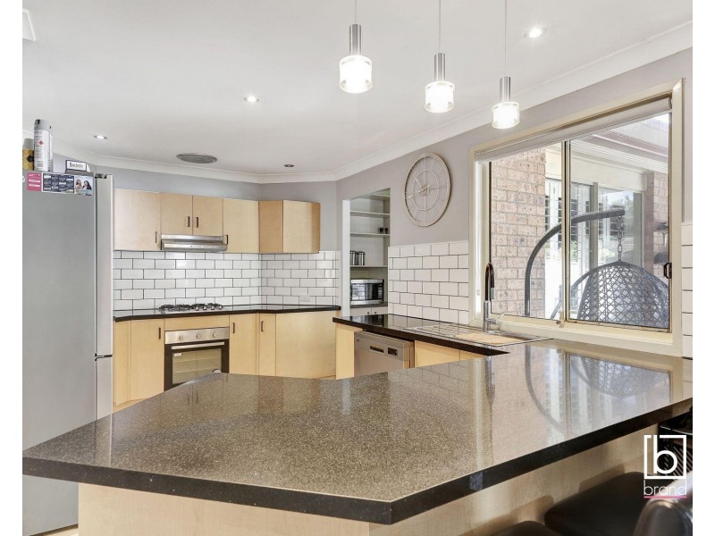 7 Highcliff Close, Woongarrah NSW 2259