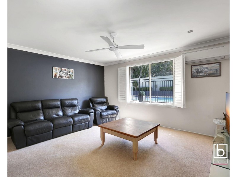 7 Highcliff Close, Woongarrah NSW 2259