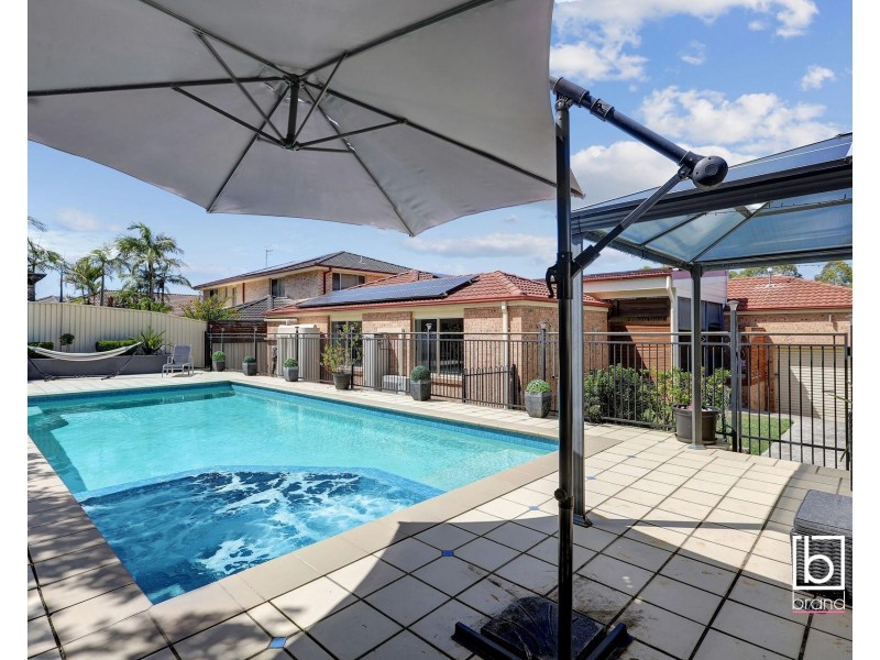 7 Highcliff Close, Woongarrah NSW 2259