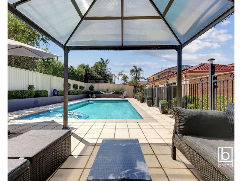 7 Highcliff Close, Woongarrah NSW 2259