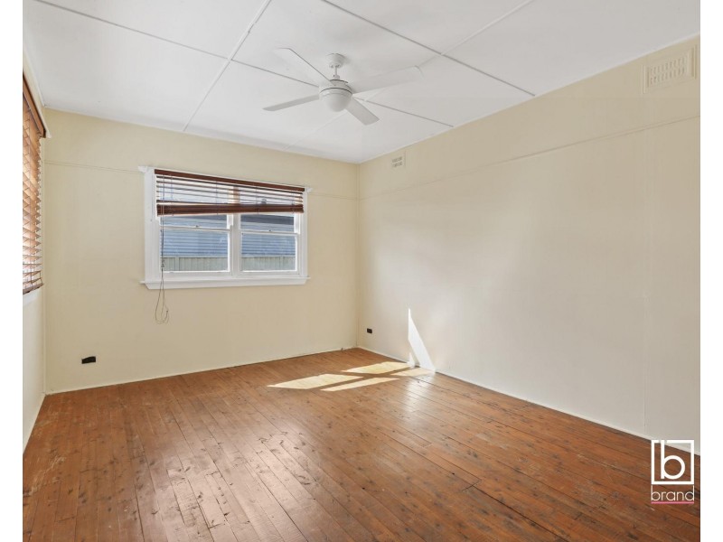 15 & 15a Third Avenue, Toukley NSW 2263