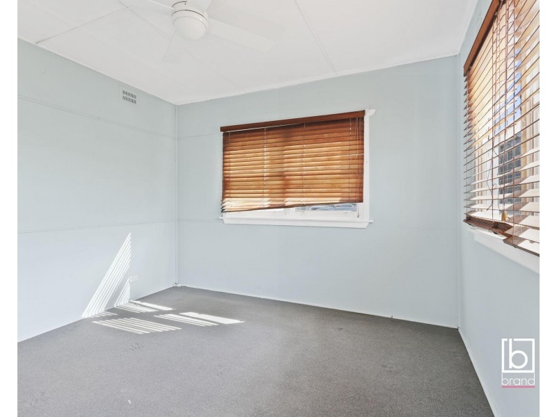 15 & 15a Third Avenue, Toukley NSW 2263