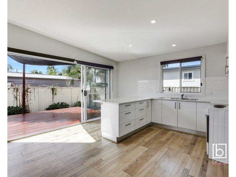 15 & 15a Third Avenue, Toukley NSW 2263