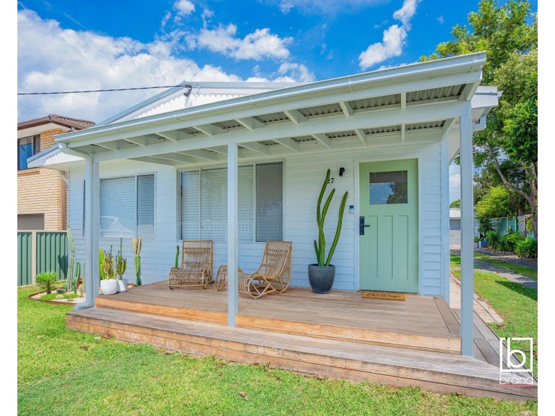 27 Second Avenue, Toukley NSW 2263
