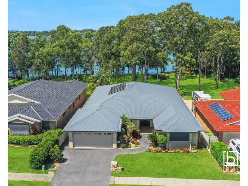 43 Mulwala Drive, Wyee Point NSW 2259