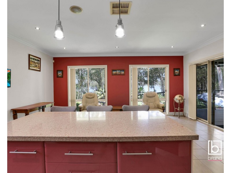 43 Mulwala Drive, Wyee Point NSW 2259