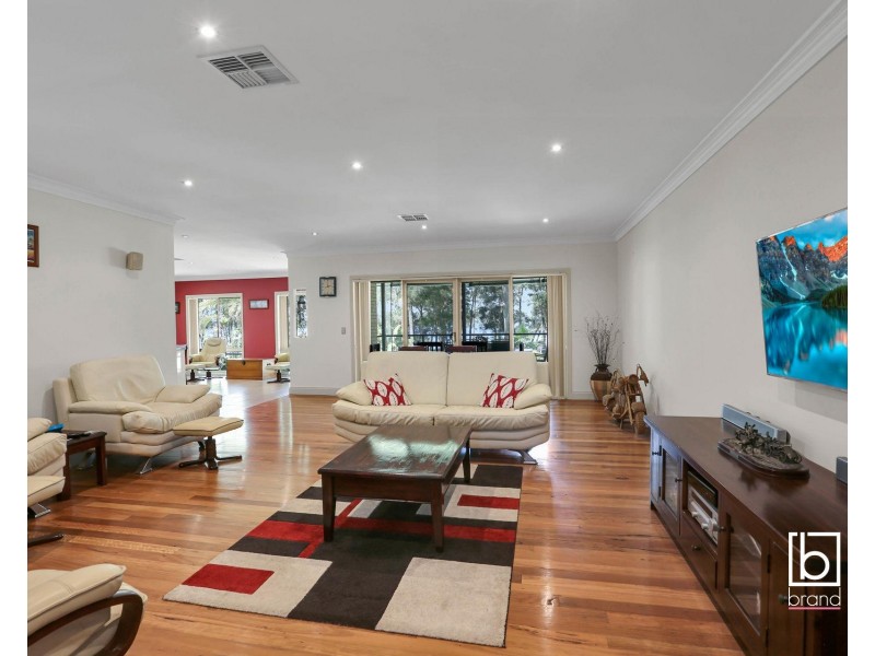 43 Mulwala Drive, Wyee Point NSW 2259
