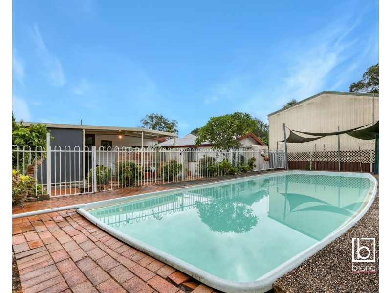 14 Bundilla Parade, Berkeley Vale NSW 2261
