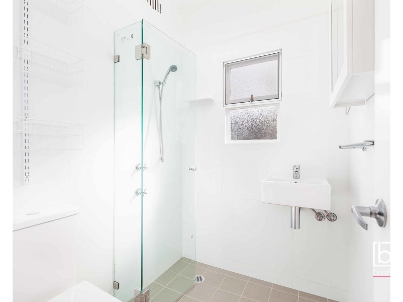 11 Wallis Avenue, Canton Beach NSW 2263