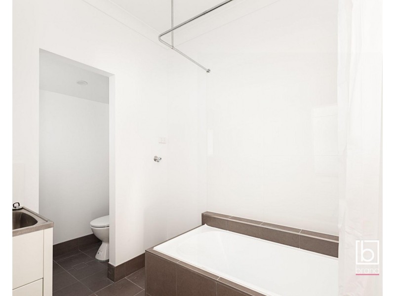 2/15 Victoria Avenue, Toukley NSW 2263
