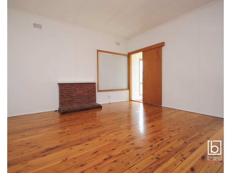 32 Holmes Avenue, Toukley NSW 2263