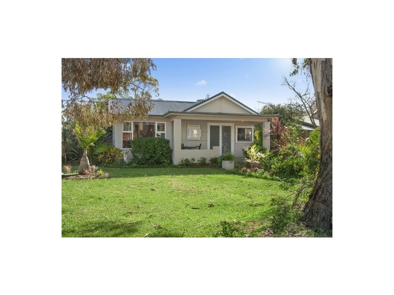 14 The Corso, Gorokan NSW 2263