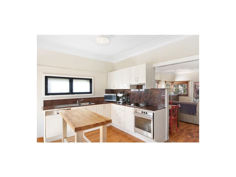 14 The Corso, Gorokan NSW 2263