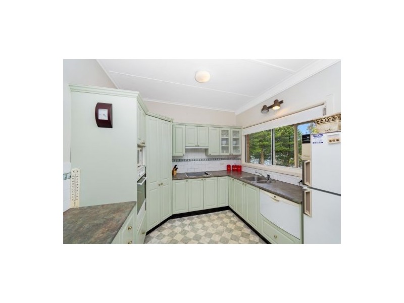 162 Tuggerawong Road, Wyongah NSW 2259