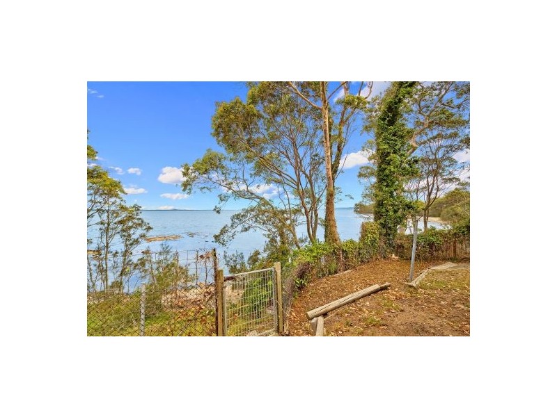 162 Tuggerawong Road, Wyongah NSW 2259