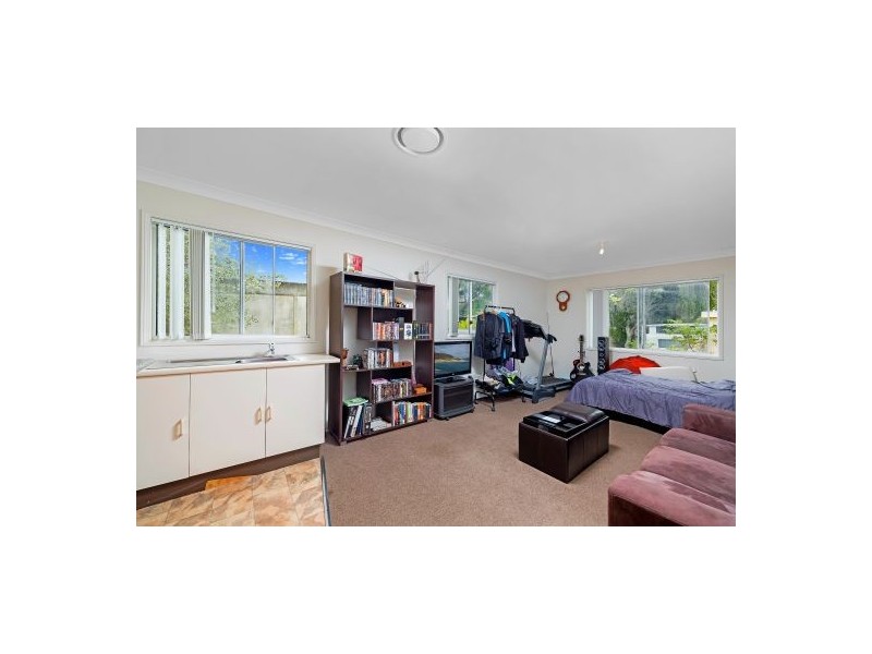 162 Tuggerawong Road, Wyongah NSW 2259
