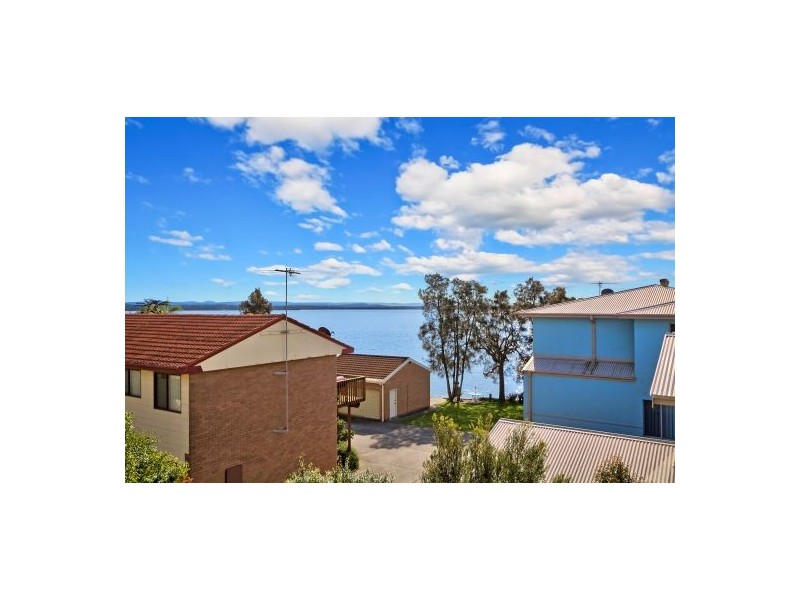 2/186 Main Road, Toukley NSW 2263