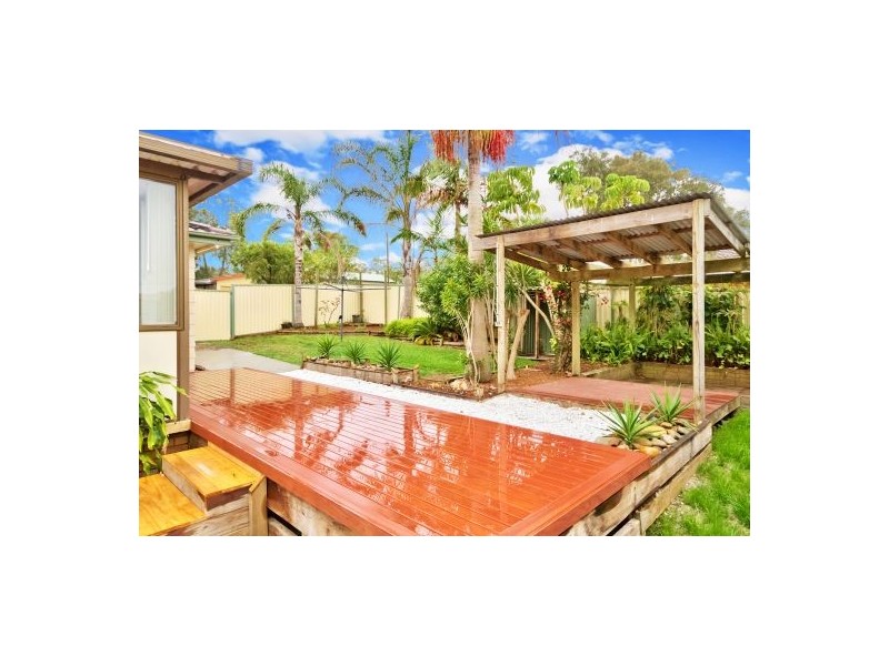 11 Minnamurra Road, Gorokan NSW 2263