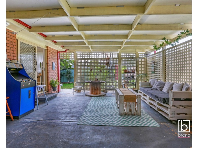 9 Gavin Way, Lake Haven NSW 2263