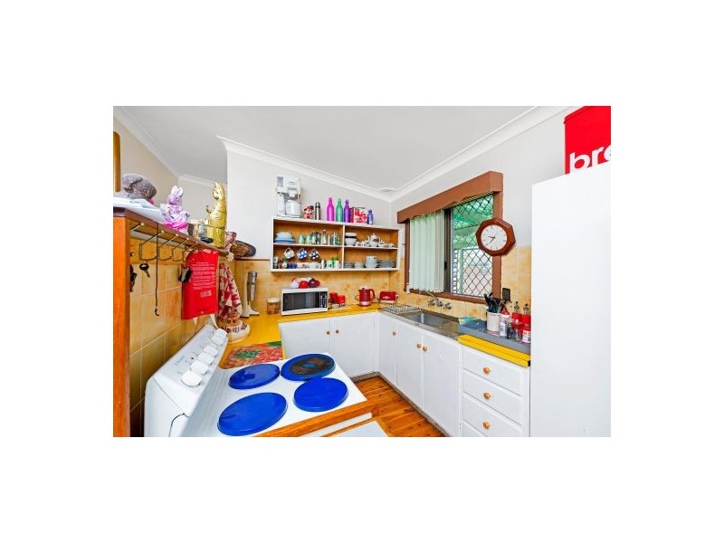 6 Anchor Avenue, Toukley NSW 2263