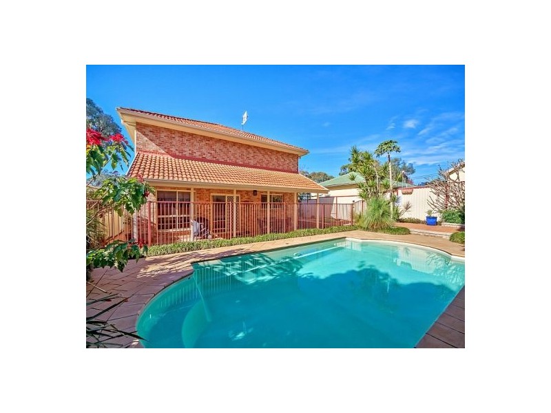 68 Sunrise Avenue, Budgewoi NSW 2262