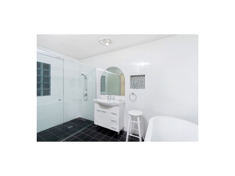 57 Marks Road, Gorokan NSW 2263