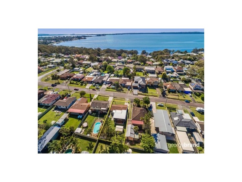 22 Springall Avenue, Wyongah NSW 2259