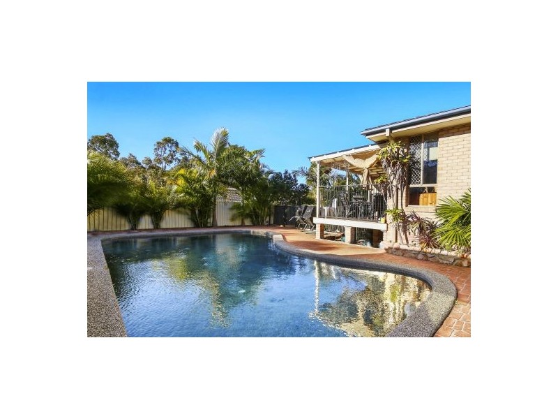 12 Ridgewood Drive, Woongarrah NSW 2259